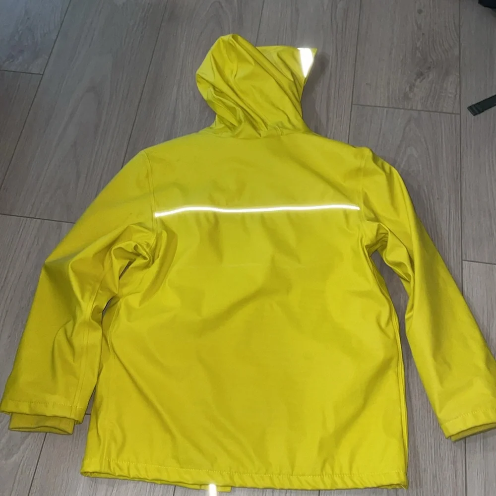 Mini Boden boys raincoat - Picture 2 of 5
